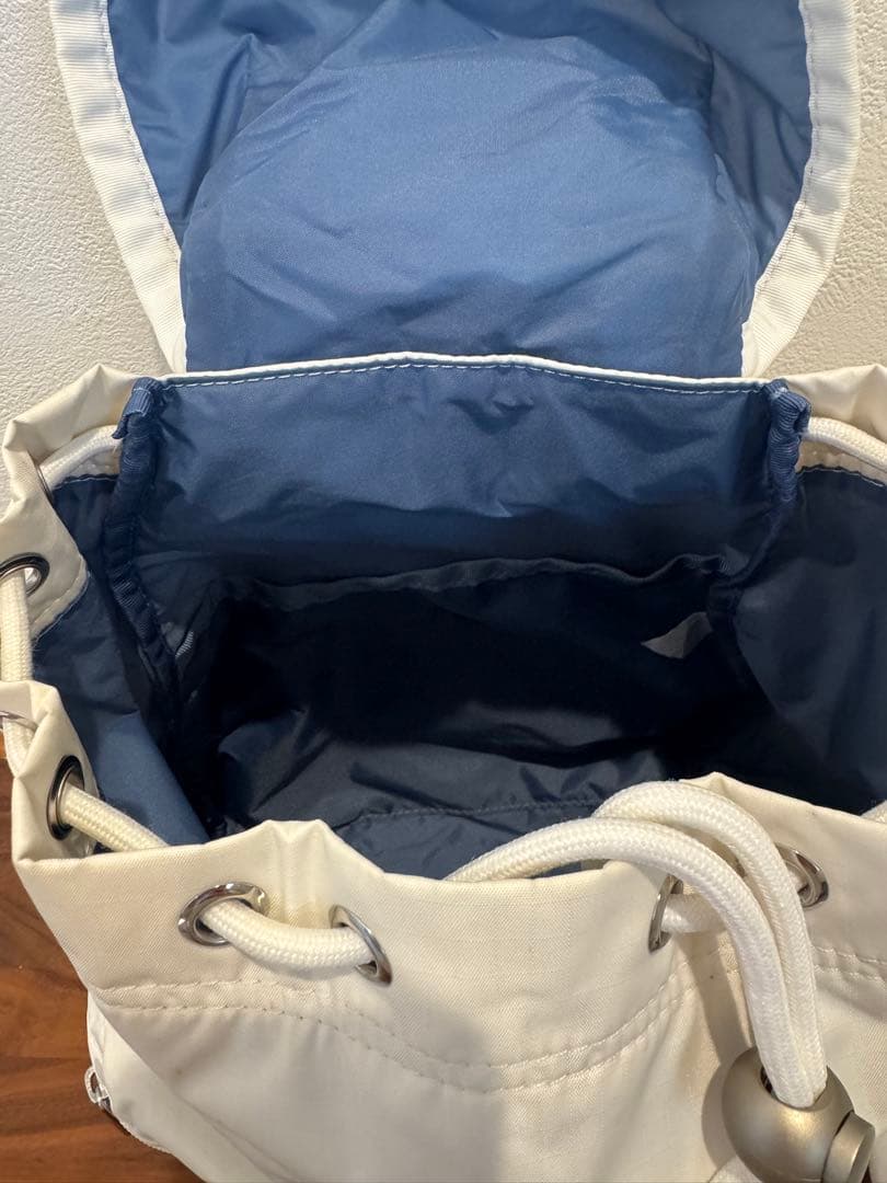 LeSportsac レスポートサック SMALL VOYAGER ホワイト