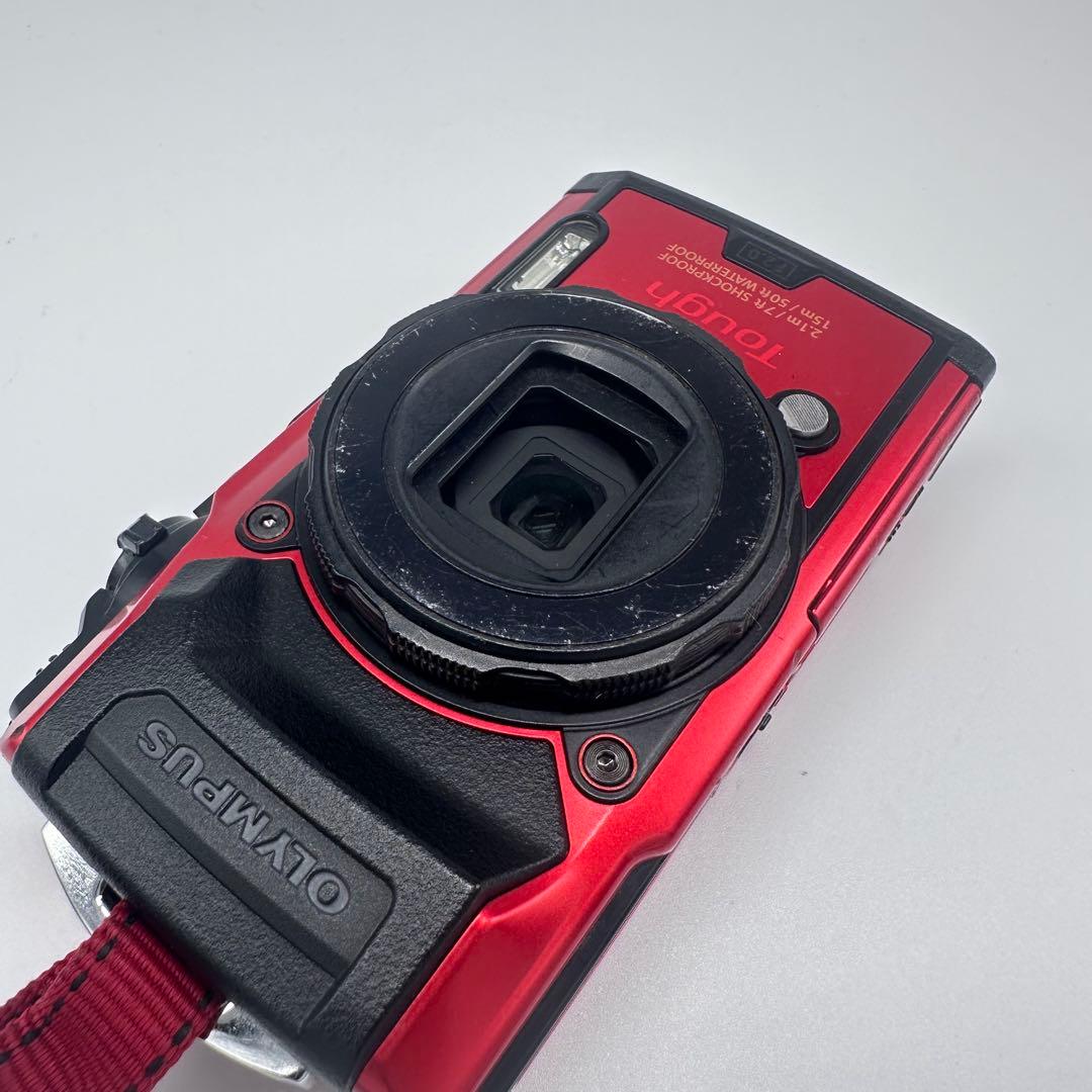 OLYMPUS　オリンパス　TOUGH　TG-6　コンパクトデジタルカメラ　赤