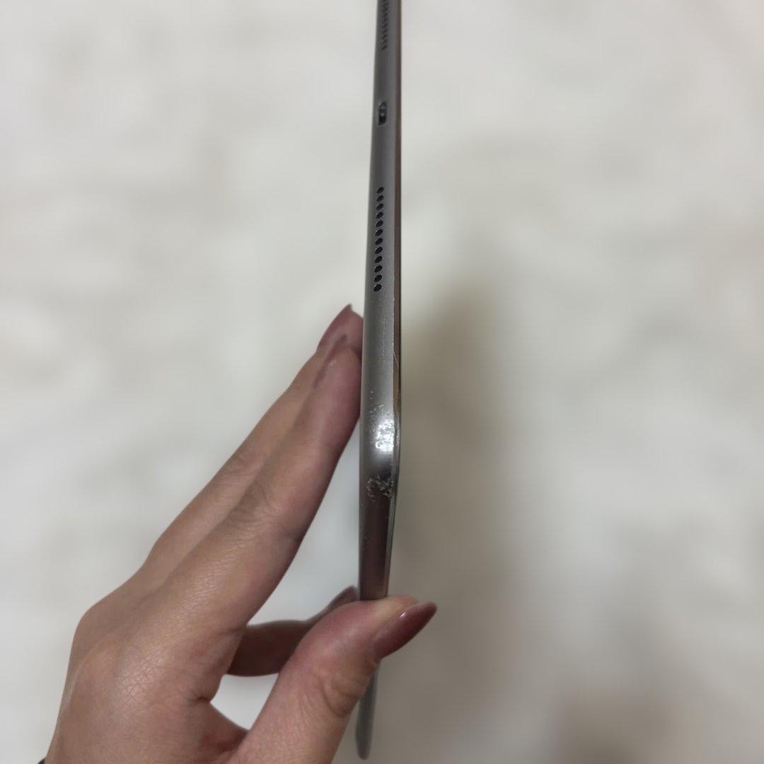 iPad Proシルバー 本体(ジャンク品)