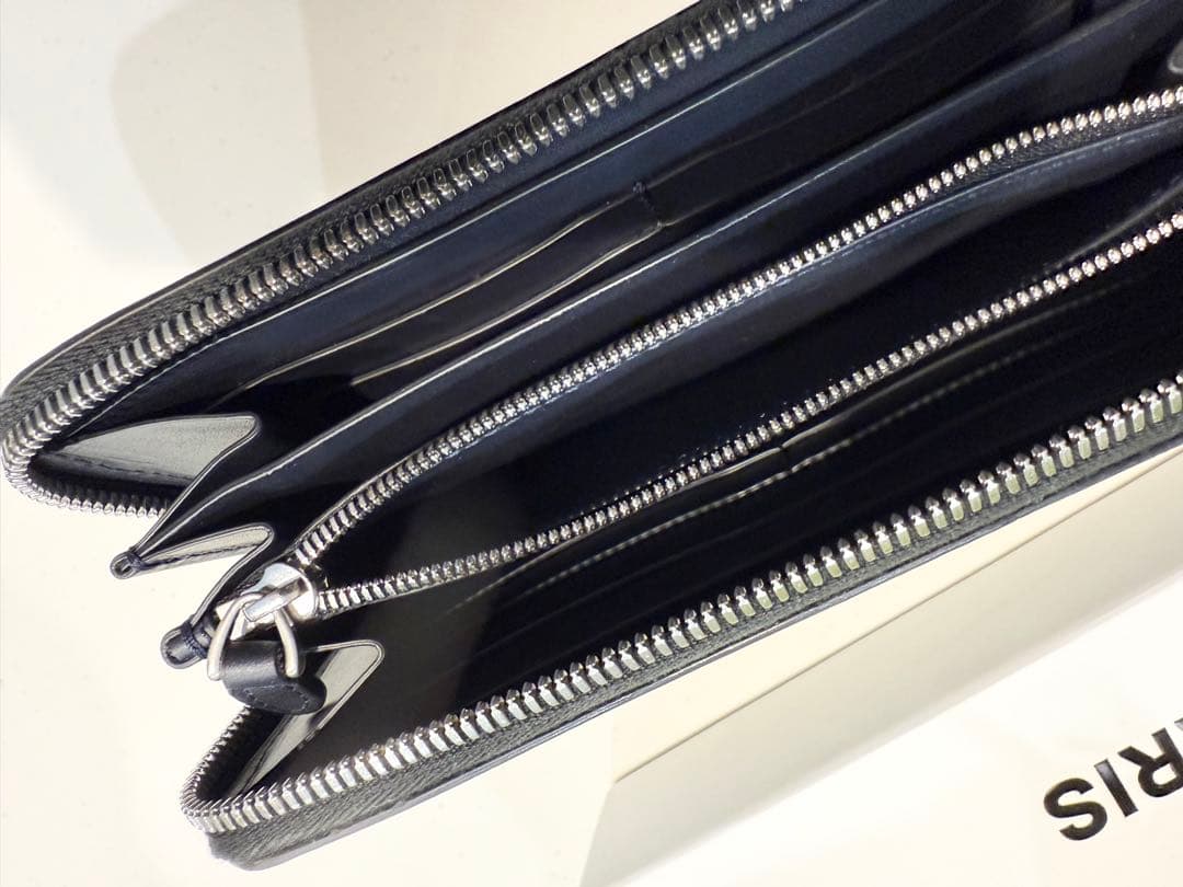 BERLUTI 限定イタウバ グラディアントカリグラフィースクリットレザー長財布