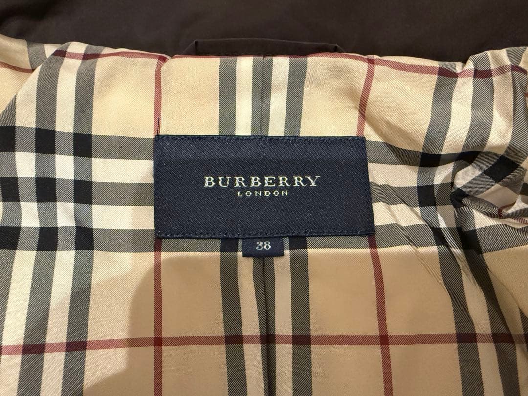 Burberry ブラウン ダウンジャケット　38