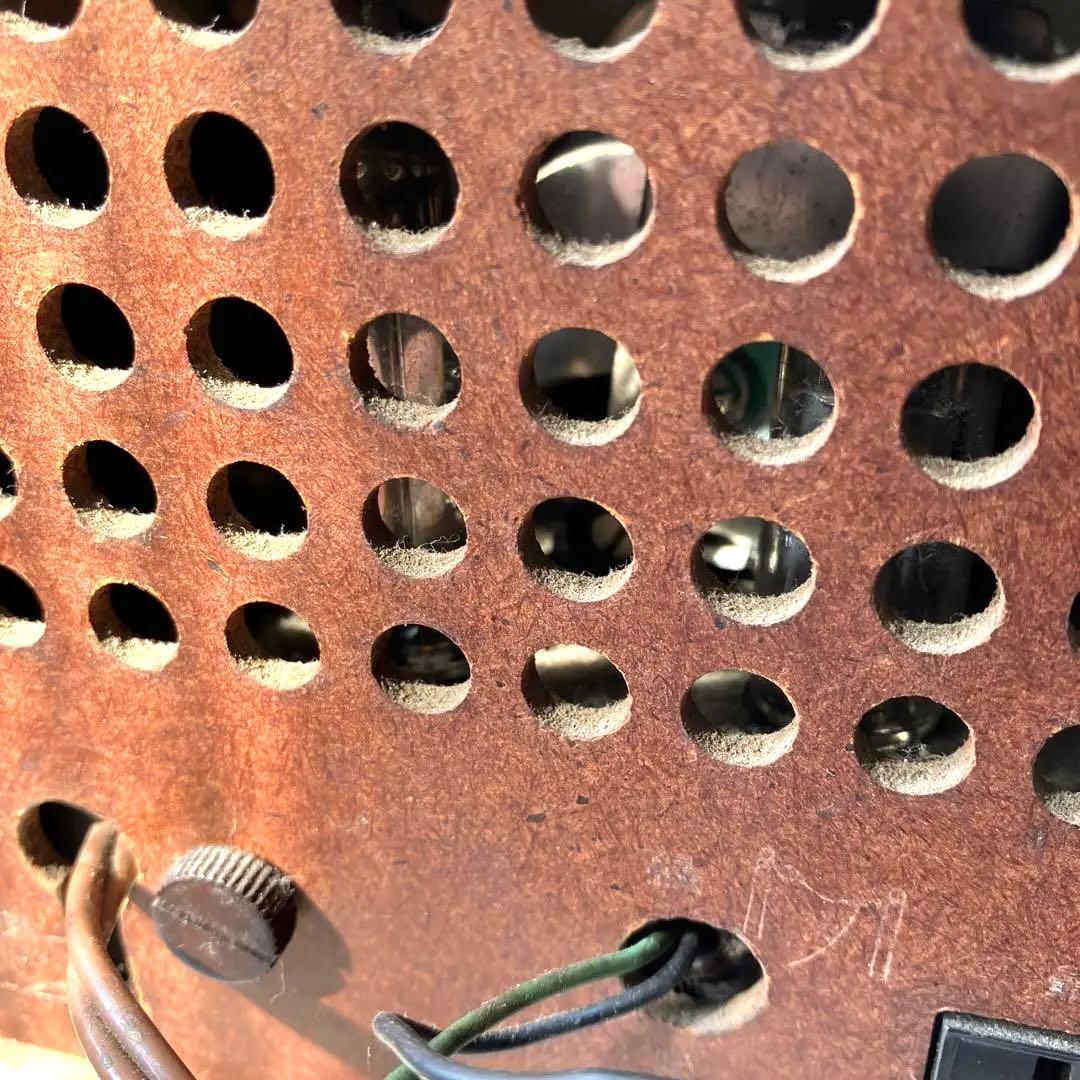 シルバーラジオ RT-500真空管式ラジオ？　白砂電気株式会社