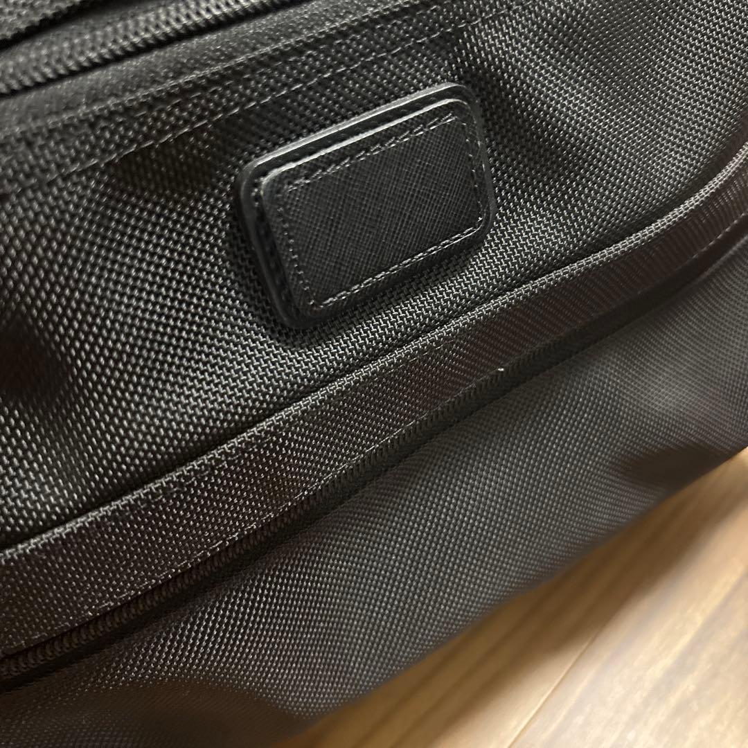 Tumiボストンバッグ 221D3