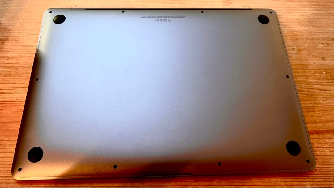 【美品】M1 MacBookAirスペースグレー 13'