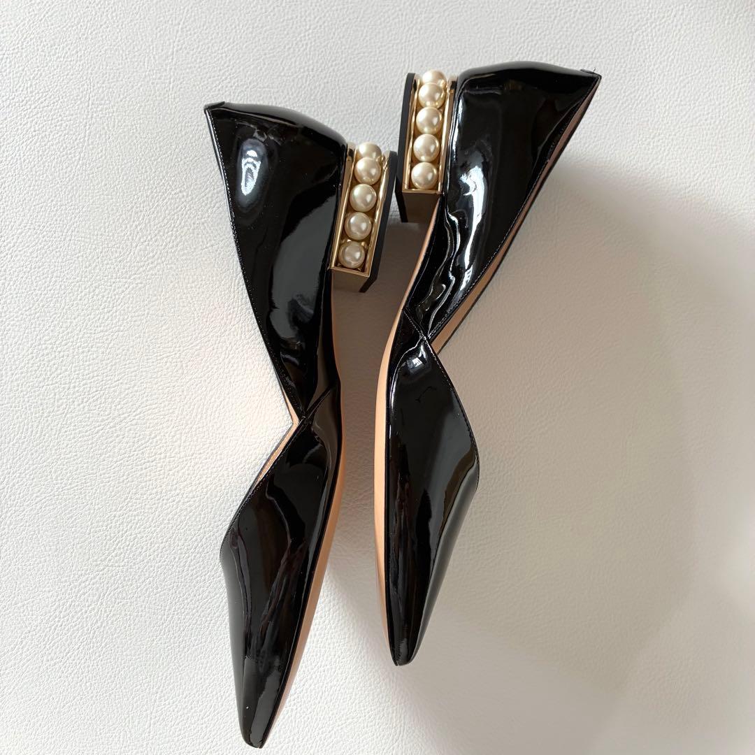 未使用✨ニコラスカークウッド　エナメルパンプス　パール　ポインテッドトゥ　37