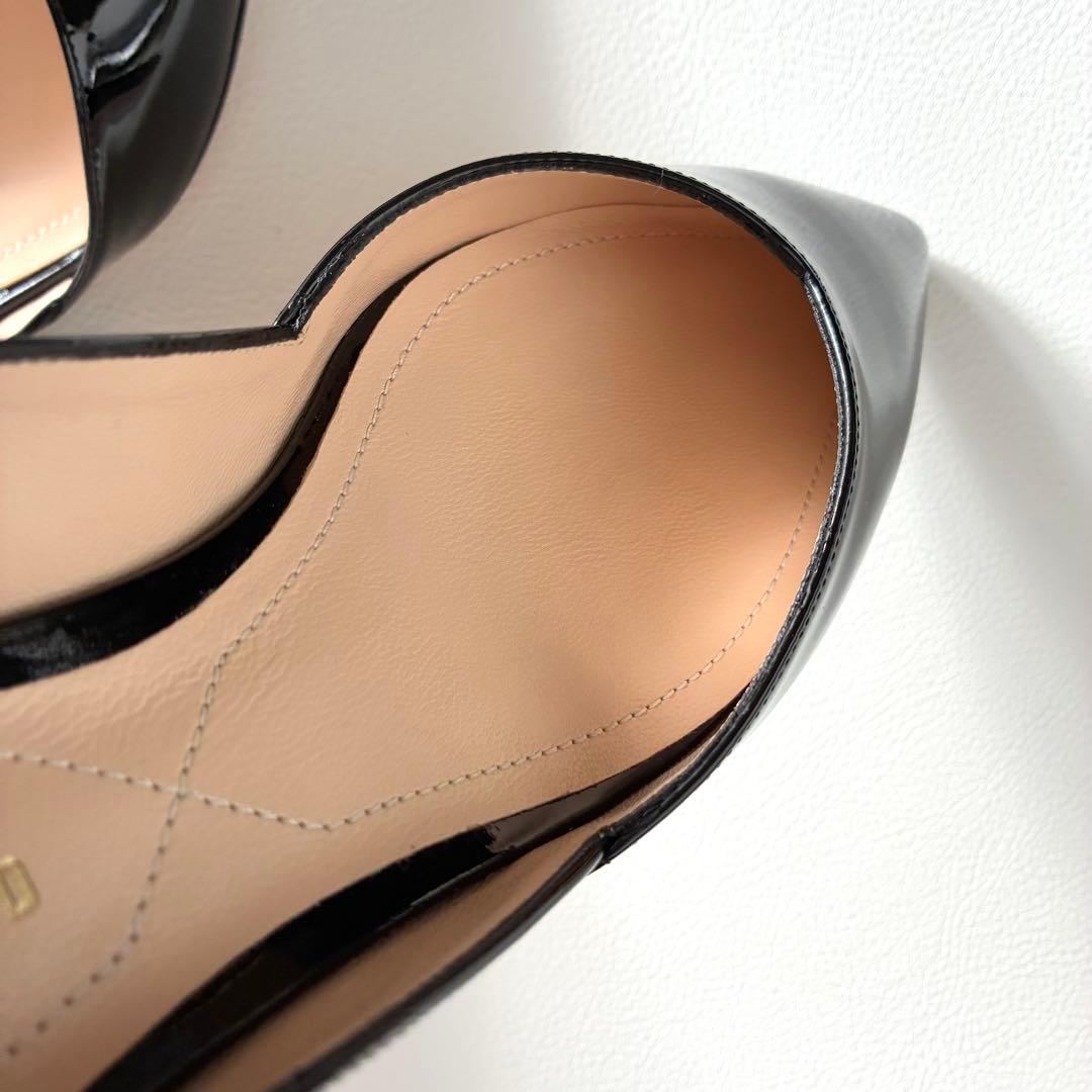 未使用✨ニコラスカークウッド　エナメルパンプス　パール　ポインテッドトゥ　37