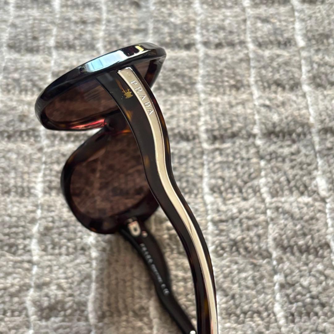 PRADA オーバーサイズサングラス ダークブラウン