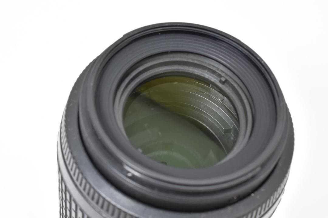 美品 ニコン AF-S 55-200mm F3.5-5.6G DX H142
