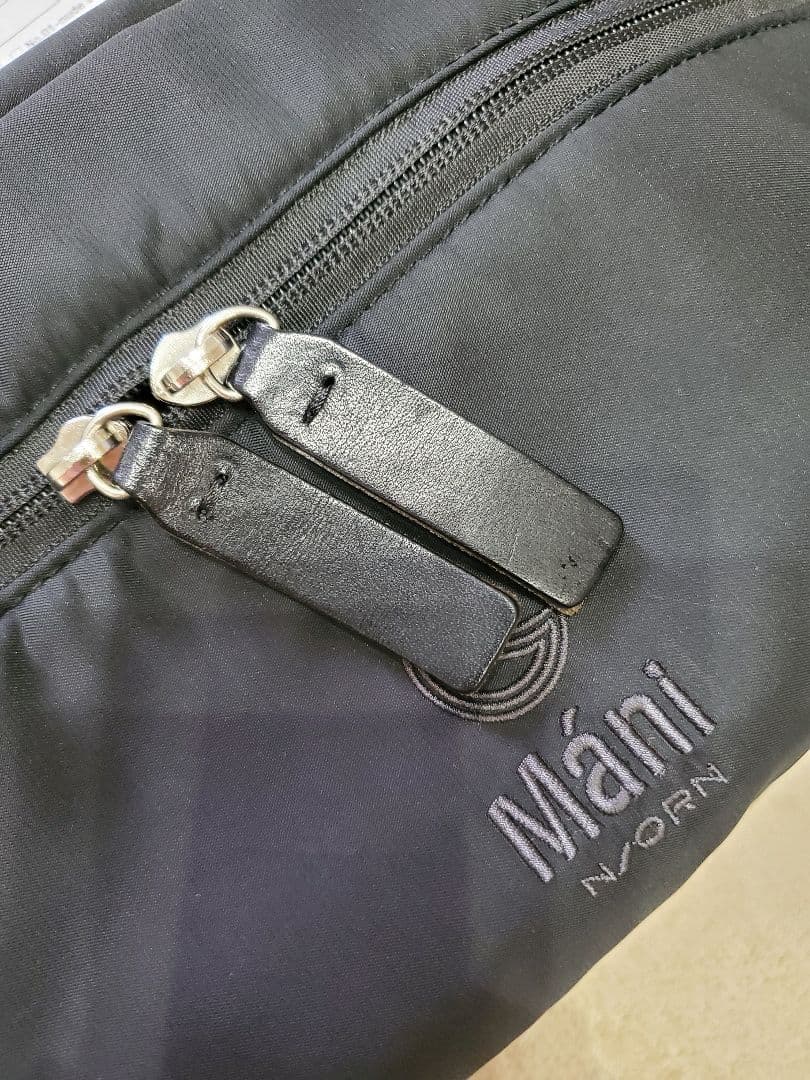 ノルンマーニ Mäni ブラック ヒップシート ウエストバッグ