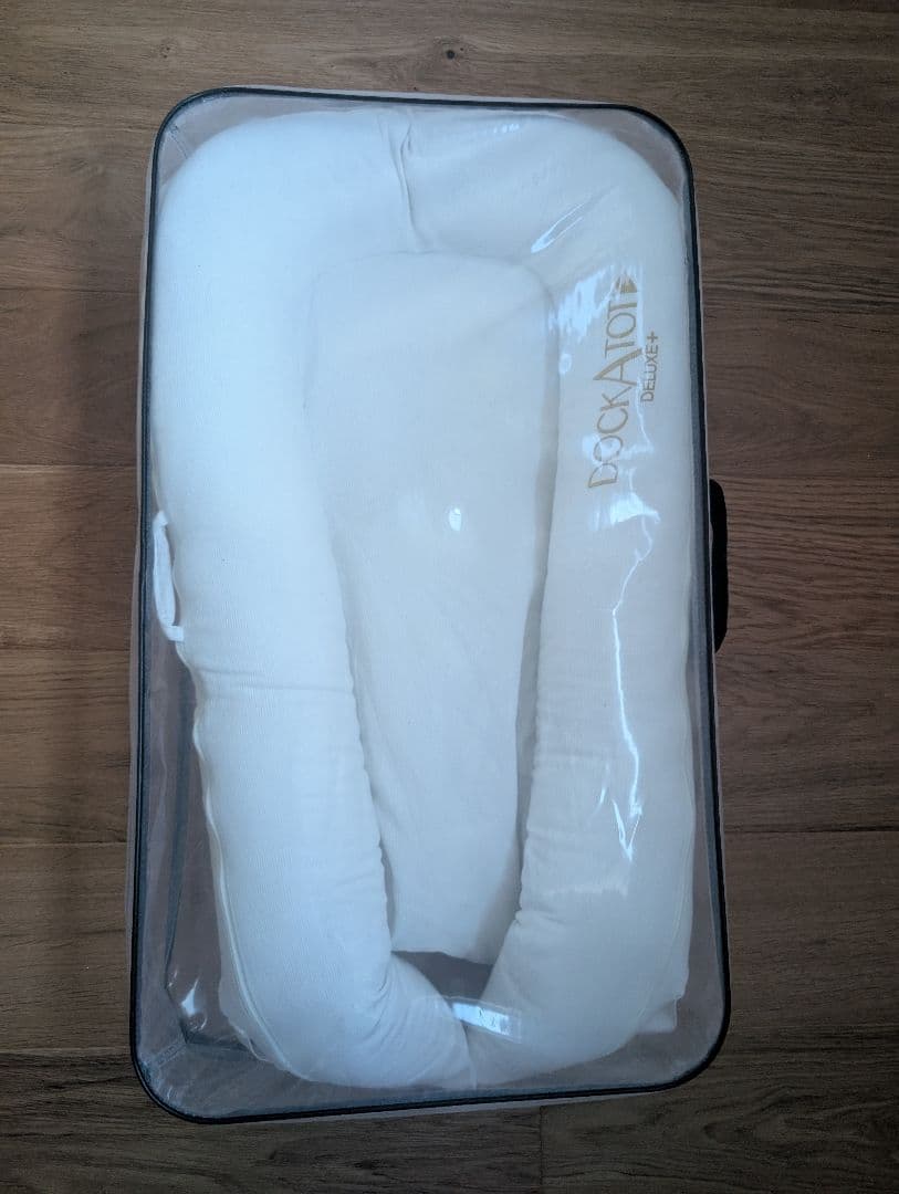 DockATot ホワイト ベビーベッド