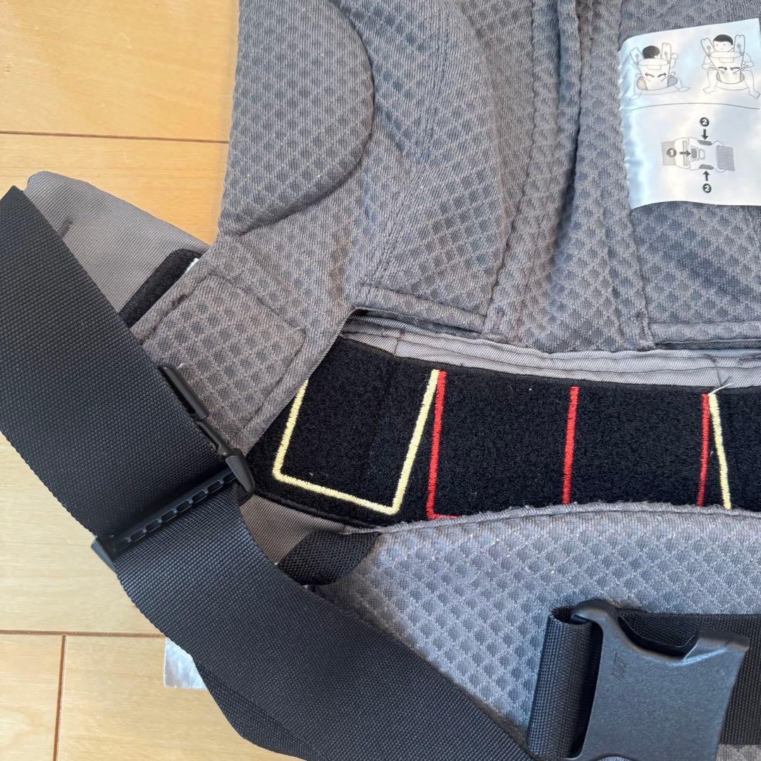 ergobaby OMNI Breeze グラファイトグレー