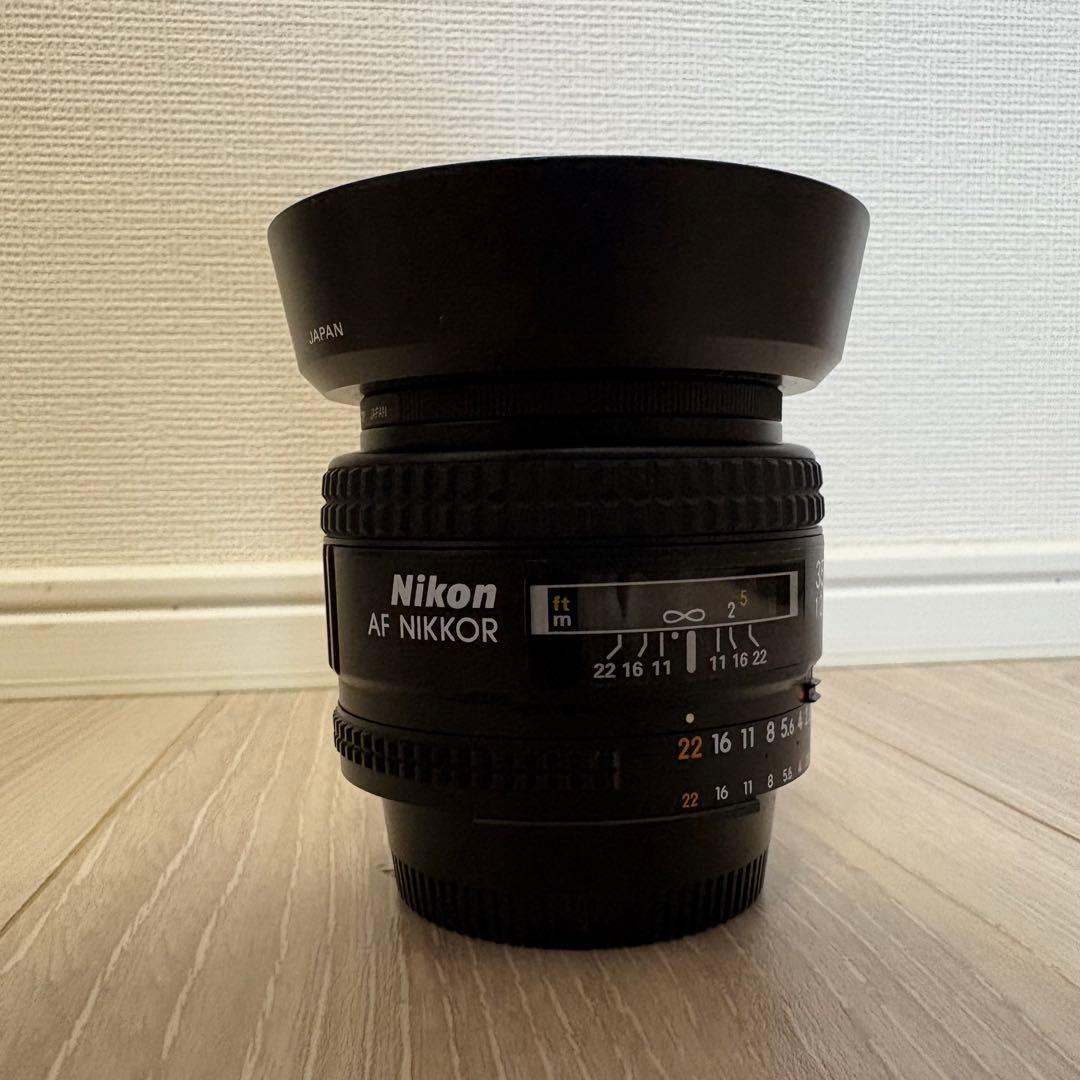 Nikon AF NIKKOR 35mm f/2D レンズ