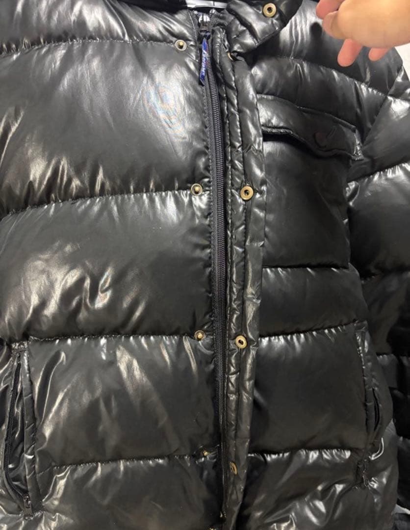 ブラックダウンジャケット ファー付き