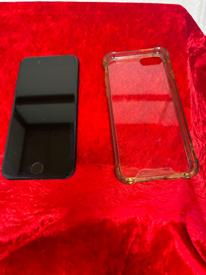 iPhoneSE2本体 64GB SIMフリー型　SIMロック解除済み