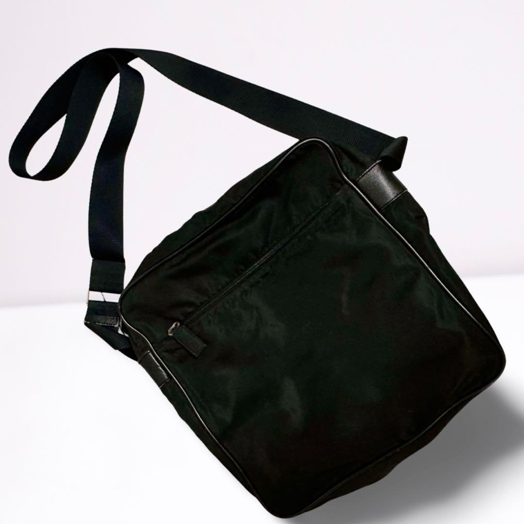 【正規品】プラダ PRADA メッセンジャーバッグ 三角ロゴ 黒 ユニセックス