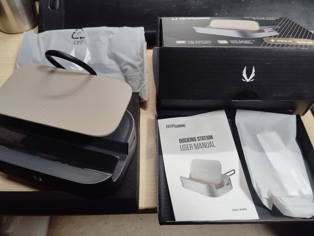 Windowsノート本体 ZOTAC GAMING ZONE Ryzen 7 8840U/16GB