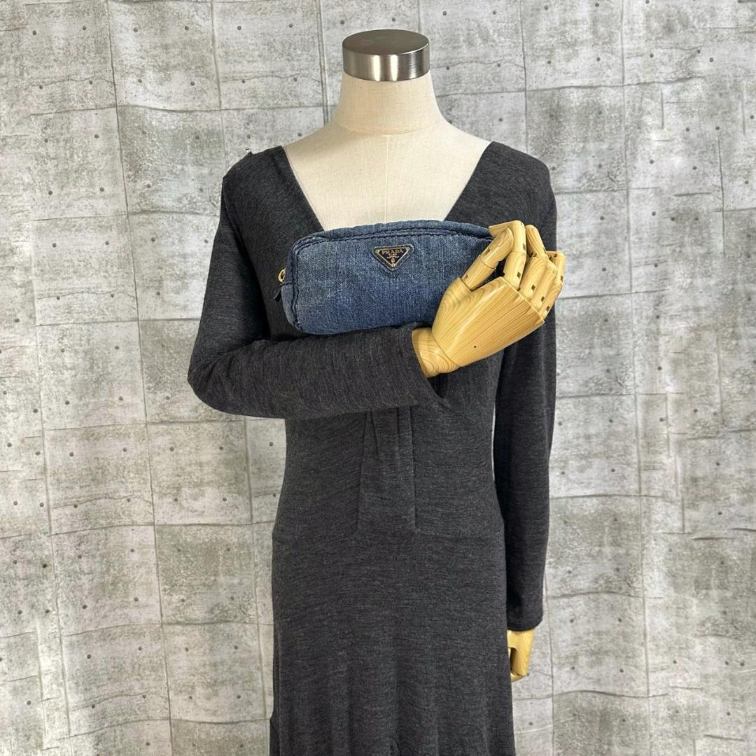 PRADA プラダ 三角ロゴプレート デニム マルチポーチ 化粧 コスメポーチ