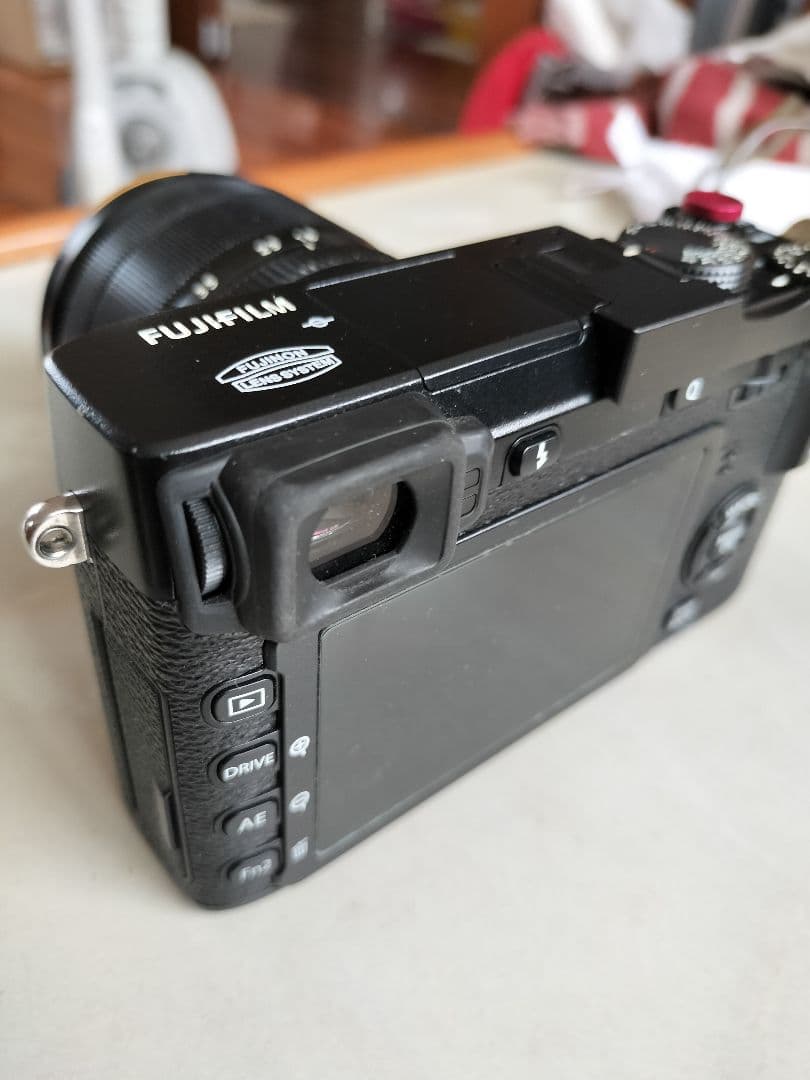 富士フィルム X-E2 ミラーレス一眼