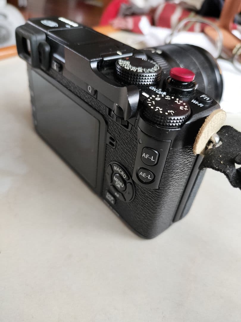 富士フィルム X-E2 ミラーレス一眼