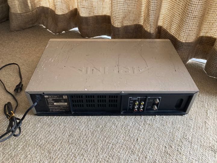TOSHIBA 東芝 ARENA アリーナ VHSビデオデッキ A-F88