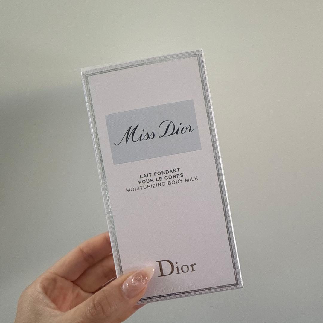 DIOR MissDior ミスディオール　ボディミル200ml 箱リボン付き