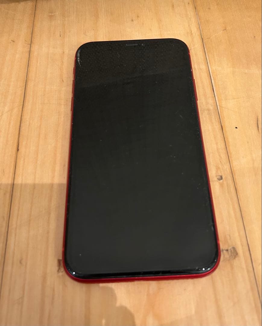 iPhone11 64G SIMフリー済み 画面に傷や滲みあり