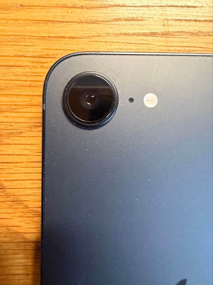 iPhone16e 128GB ブラック本体　新品同様