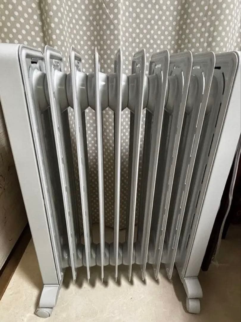 デロンギ オイルヒーター ホワイト×ブラウン RHJ21F1015-BR