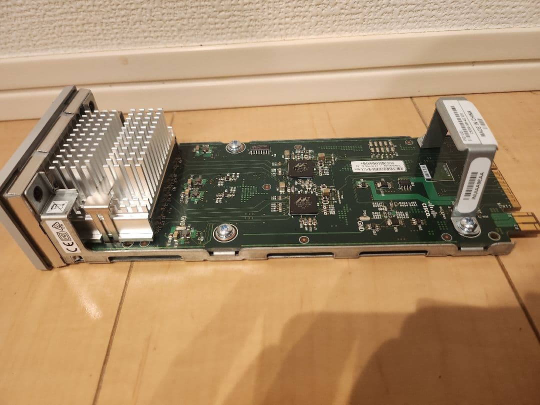 Cisco C9300-NM-4G ネットワークモジュール