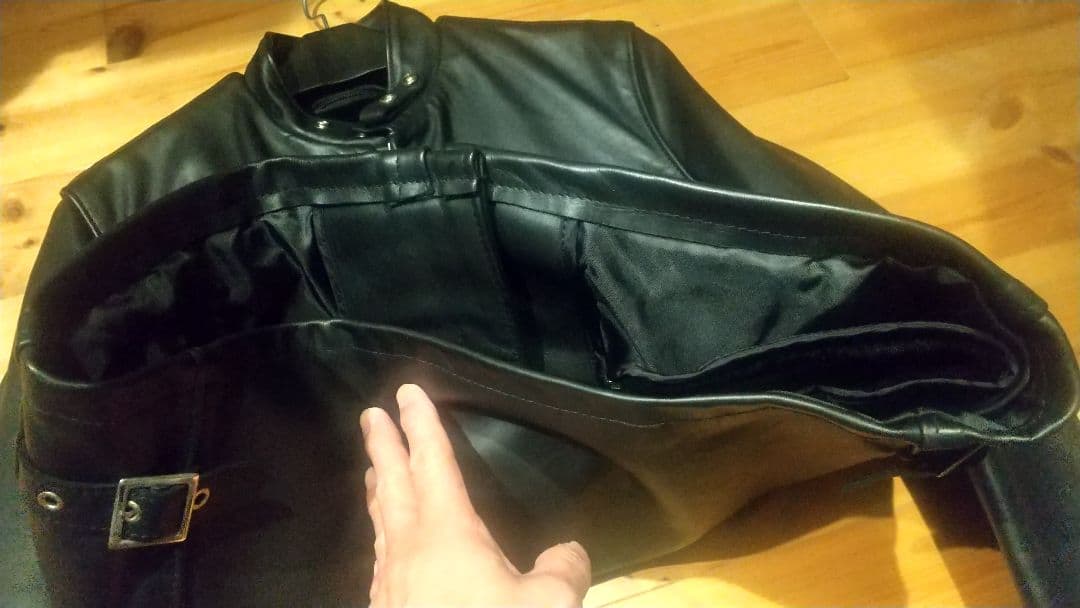 超美品‼️最新型schott641 40インチ　ライダースインナーボア付