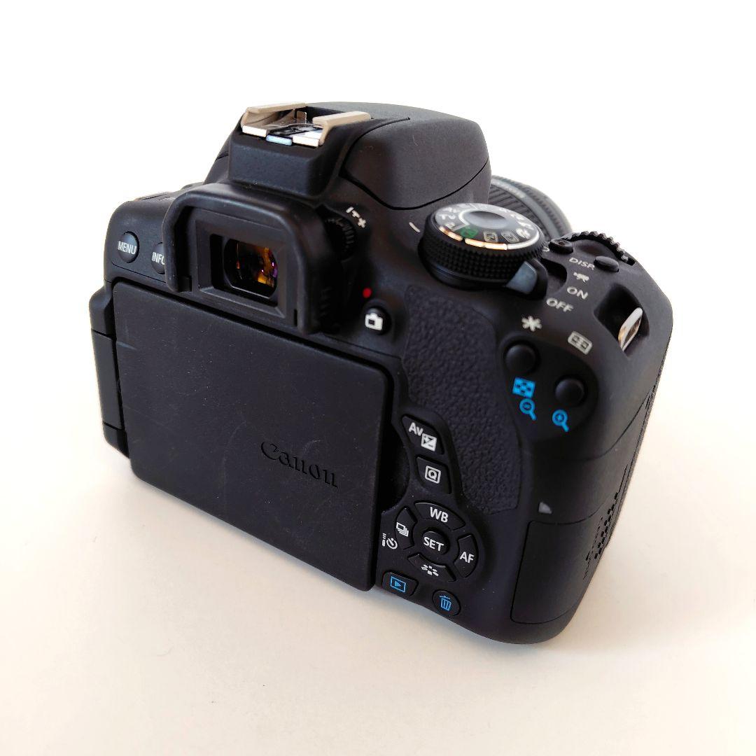 【もふ】Canon／EOS KissX8i Ｗズームキット　単焦点レンズ