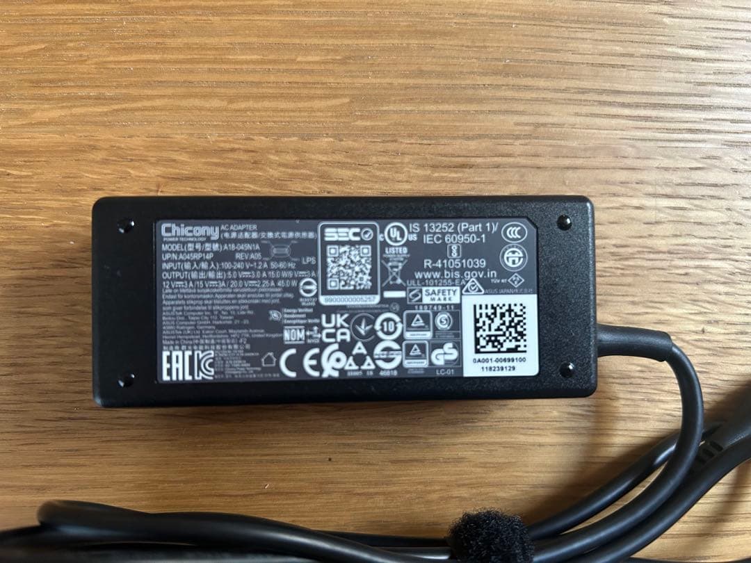 ASUS Chromebook 本体