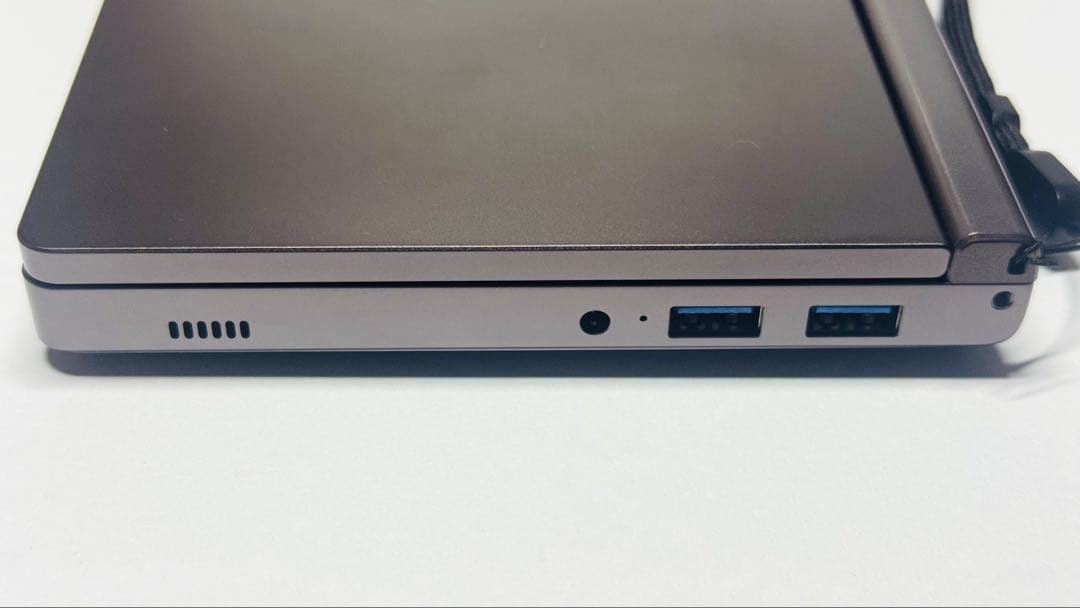 GPD Pocket 3 N6000/8GB/512GB 8型2in1 UMPC