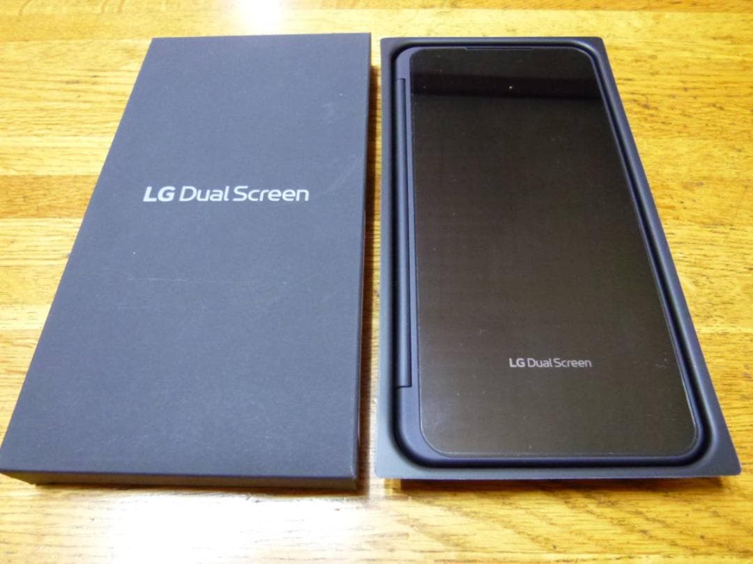 新品 LG V60 ThinQ 用 デュアルスクリーン（ドコモ , SB共通）