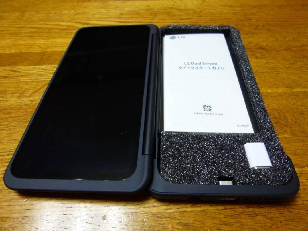 新品 LG V60 ThinQ 用 デュアルスクリーン（ドコモ , SB共通）
