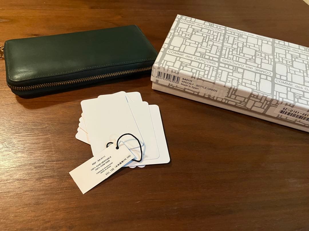 チ*ー様 美品　コムデギャルソン　長財布　ラウンドファスナー　グリーン