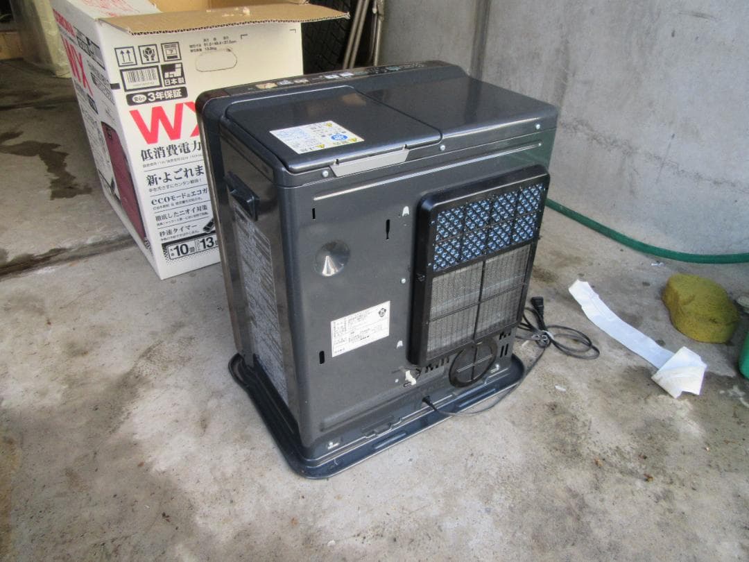 石油ファンヒーター