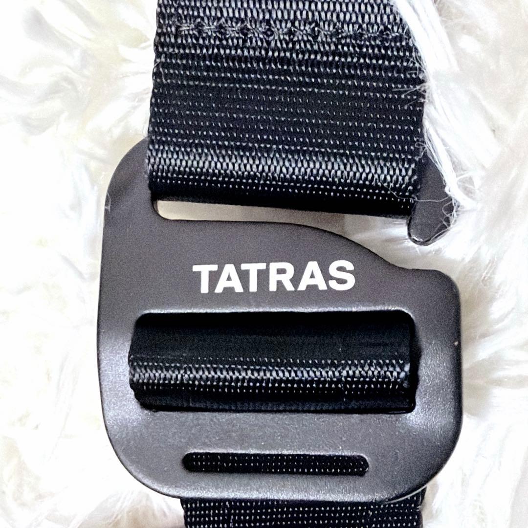 【極美品】タトラス　メルジ　ボディバッグ ウエストバック　ロゴプレート　ブラック