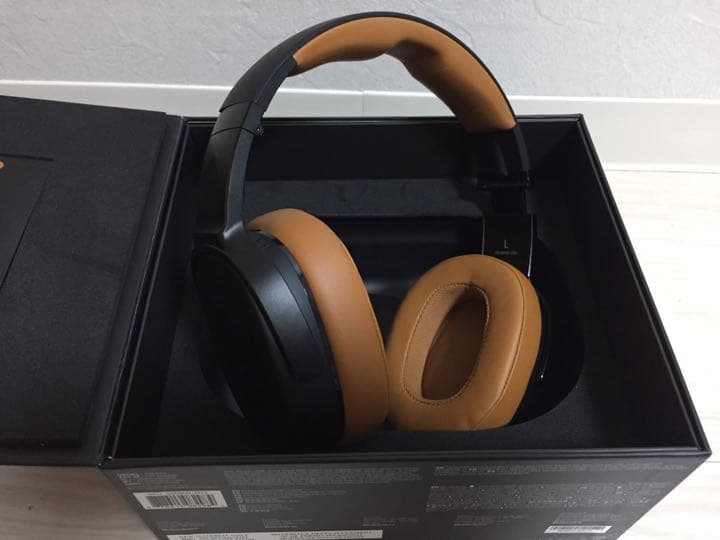 ヘッドホン skullcandy Ultra-Realistic Audio