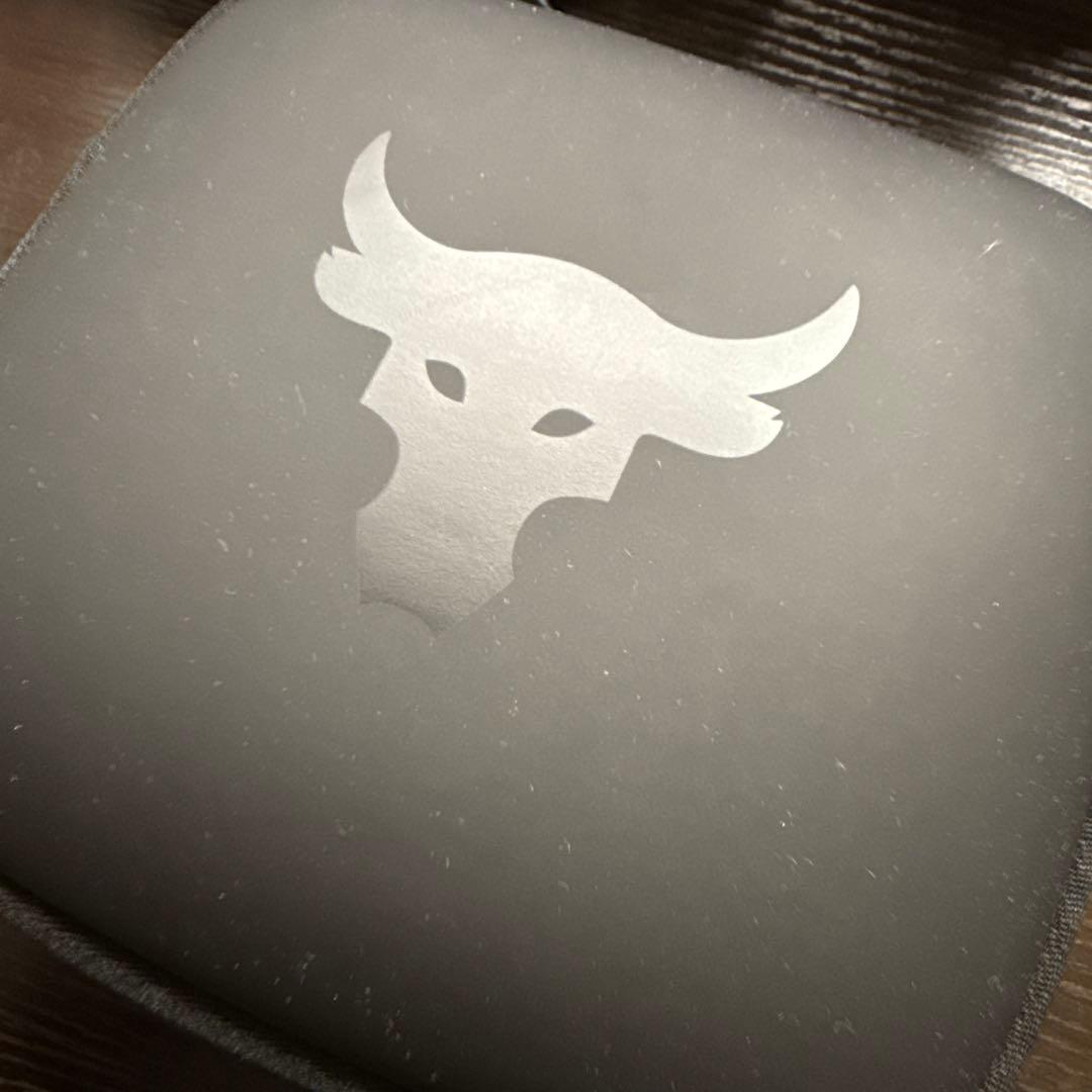 Under Armour PROJECT ROCK ヘッドホン