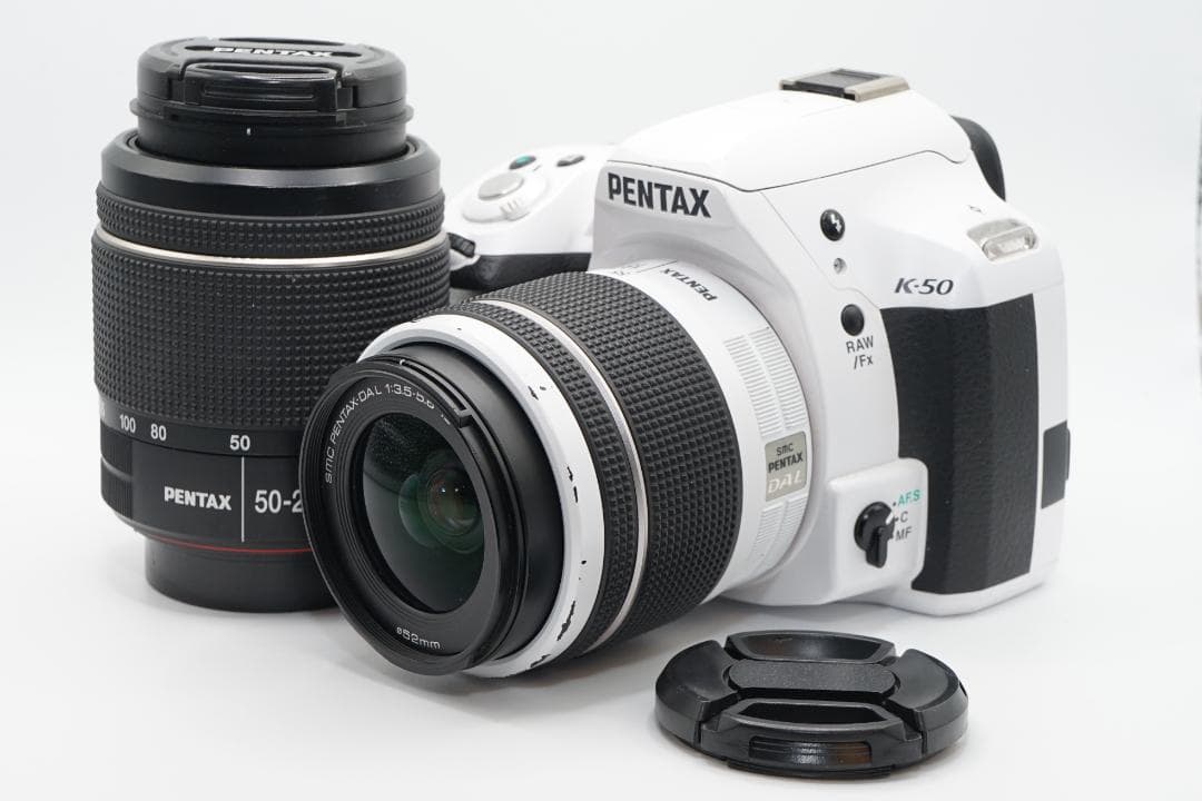 防滴仕様！PENTAX K-50ホワイト ダブルズームキット