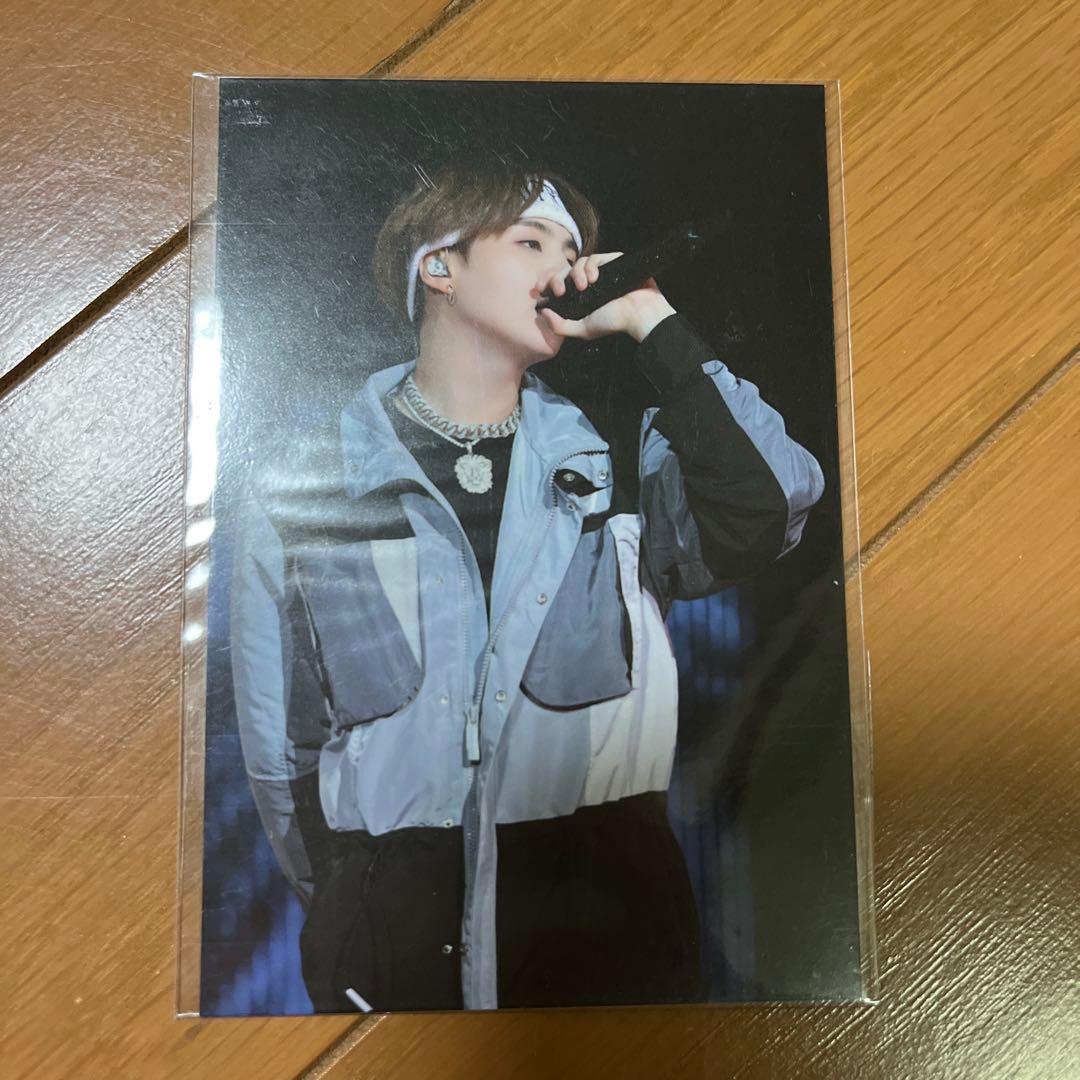 BTS HYBE INSIGHT 限定　マイク　バッジ　トレカ　ユンギ　セミコン