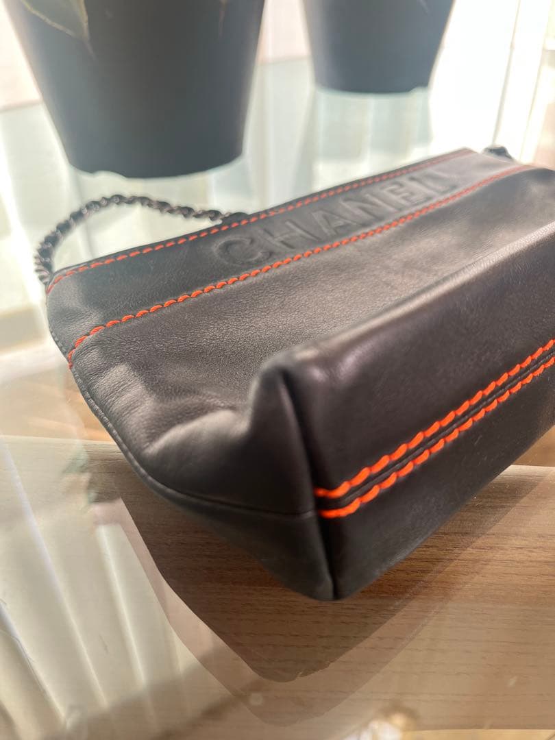 CHANEL チェーンバック