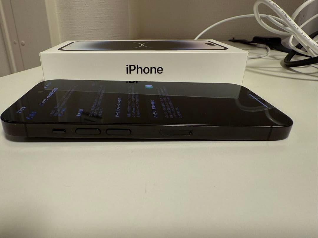 iPhone 14pro 512GB 最大容量82％