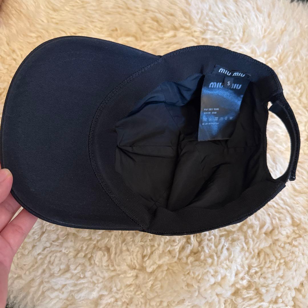 miumiu キャップ　ブラック