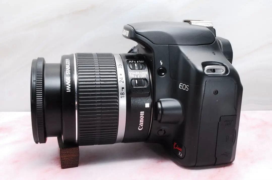 一眼レフデビューに最適❤️Canon Kiss X2✨手ぶれ補正付きレンズ