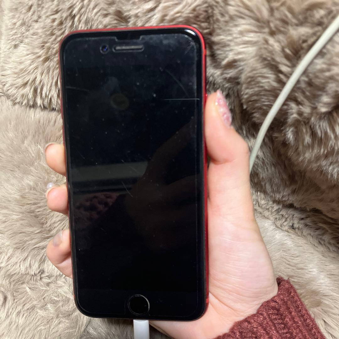 Apple iPhone se 第二世代 本体 レッド