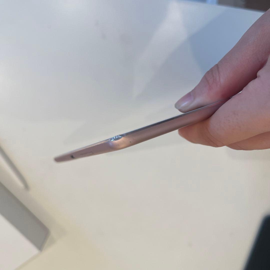 iPad pro 9.7 128GB cellular +ペン +キーボード