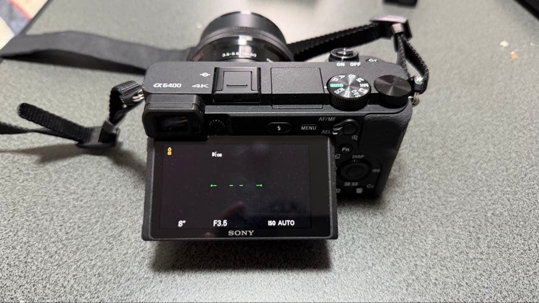 SONY α6400 レンズキット 予備バッテリー1個付き