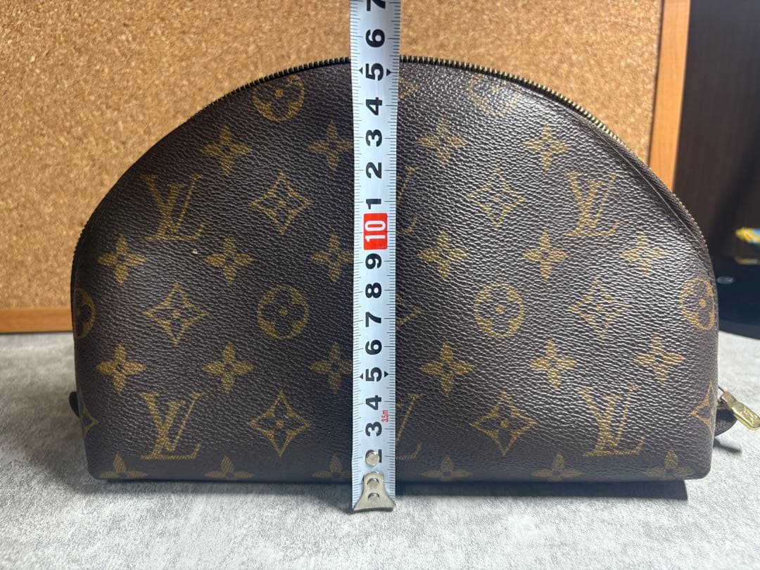 Louis Vuitton モノグラム コスメティックラウンドポーチ
